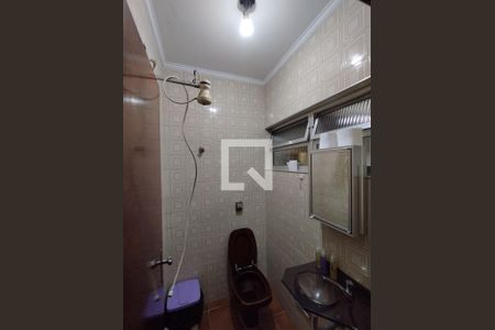 Casa à venda com 300m², 4 quartos e 5 vagasBanheiro 1