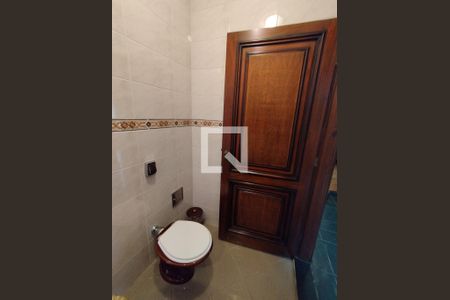 Casa à venda com 300m², 4 quartos e 5 vagasBanheiro 3