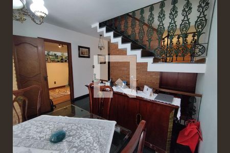 Casa à venda com 300m², 4 quartos e 5 vagasCopa