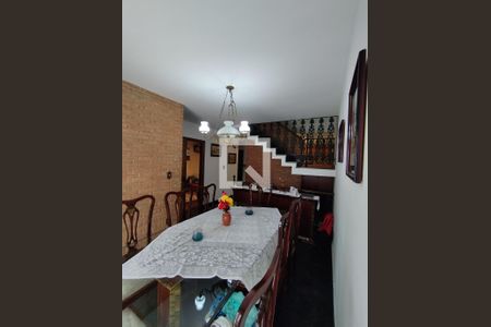 Casa à venda com 300m², 4 quartos e 5 vagasCopa