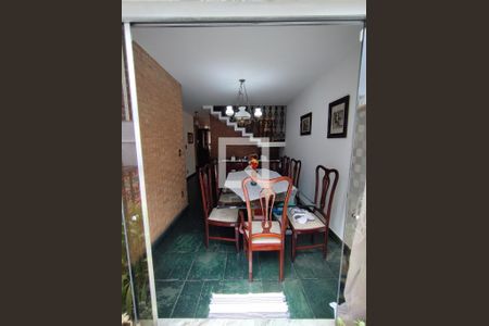 Casa à venda com 300m², 4 quartos e 5 vagasCopa