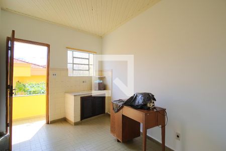 Casa à venda com 192m², 2 quartos e 2 vagasEdícula