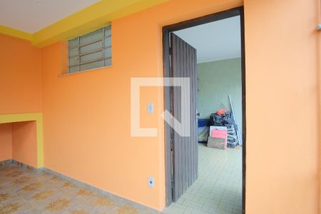 Casa à venda com 192m², 2 quartos e 2 vagasÁrea comum