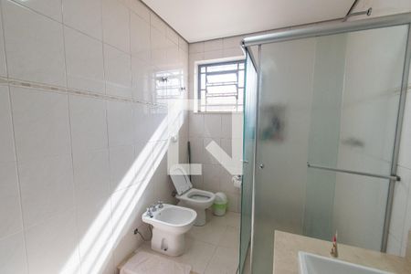 Casa à venda com 250m², 3 quartos e 4 vagasBanheiro
