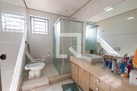 Casa à venda com 250m², 3 quartos e 4 vagasBanheiro