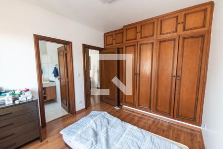 Casa à venda com 250m², 3 quartos e 4 vagasSuíte 2