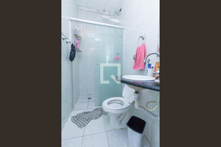 Casa para alugar com 99m², 3 quartos e 2 vagasBanheiro