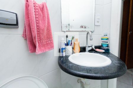 Casa para alugar com 99m², 3 quartos e 2 vagasBanheiro