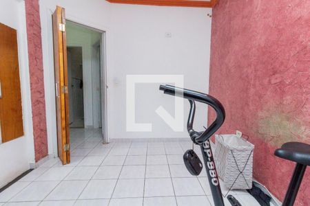 Quarto 2 de casa para alugar com 3 quartos, 99m² em Vila Bauab, São Paulo