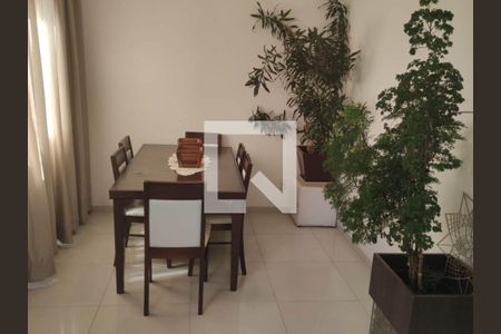 Casa à venda com 3 quartos, 100m² em Vila Moraes, São Paulo