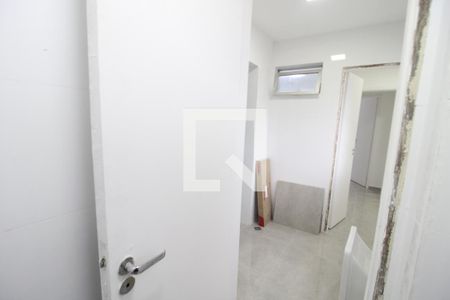 Apartamento à venda com 88m², 3 quartos e 1 vagaÁrea de Serviço - Banheiro