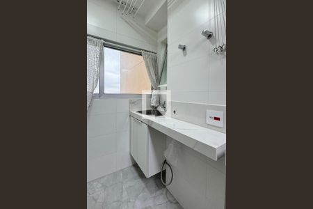 Apartamento à venda com 69m², 3 quartos e 1 vagaÁrea de Serviço