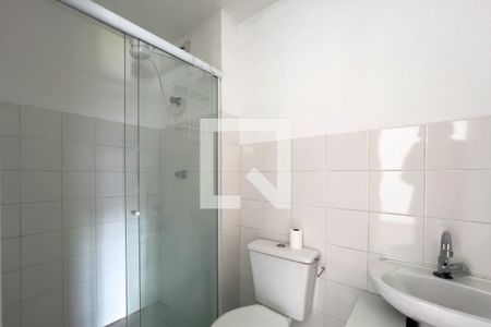 Banheiro de kitnet/studio para alugar com 1 quarto, 36m² em Cambuci, São Paulo