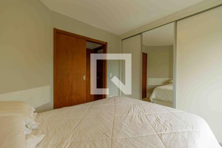 Apartamento à venda com 115m², 3 quartos e 2 vagas Apartamento à venda com 115m², 3 quartos e 2 vagasQuarto 2