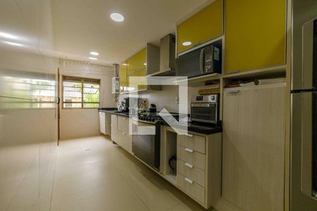 Apartamento à venda com 115m², 3 quartos e 2 vagas Apartamento à venda com 115m², 3 quartos e 2 vagasCozinha