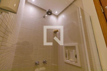 Apartamento à venda com 115m², 3 quartos e 2 vagas Apartamento à venda com 115m², 3 quartos e 2 vagasBanheiro Social