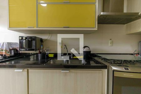 Apartamento à venda com 115m², 3 quartos e 2 vagas Apartamento à venda com 115m², 3 quartos e 2 vagasCozinha