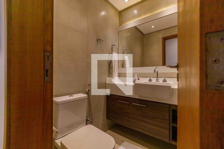 Apartamento à venda com 115m², 3 quartos e 2 vagas Apartamento à venda com 115m², 3 quartos e 2 vagasBanheiro Social