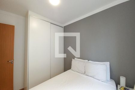 Quarto 1  de apartamento à venda com 2 quartos, 43m² em Parque Industrial, Campinas