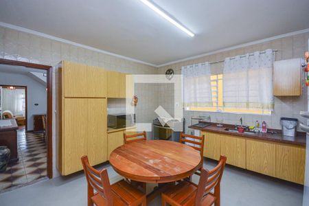 Casa para alugar com 400m², 4 quartos e 4 vagasCozinha