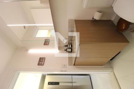 Banheiro de kitnet/studio à venda com 1 quarto, 35m² em Indianópolis, São Paulo