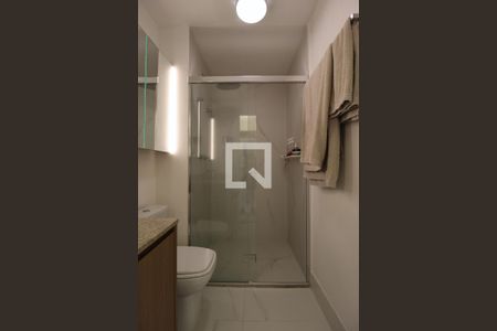 Banheiro de kitnet/studio à venda com 1 quarto, 35m² em Indianópolis, São Paulo