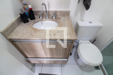 Banheiro de kitnet/studio para alugar com 1 quarto, 40m² em Chácara Santo Antônio (zona Sul), São Paulo