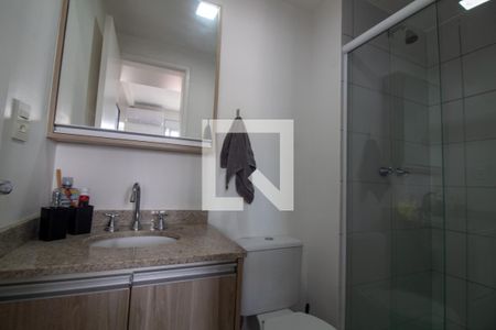 Banheiro de kitnet/studio para alugar com 1 quarto, 40m² em Chácara Santo Antônio (zona Sul), São Paulo