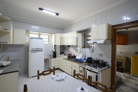 Casa à venda com 213m², 3 quartos e 2 vagasCozinha