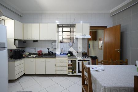Casa à venda com 213m², 3 quartos e 2 vagasCozinha