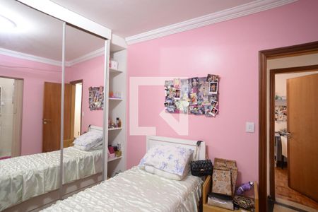 Casa à venda com 213m², 3 quartos e 2 vagasSuíte 2