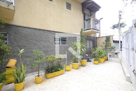 Casa à venda com 213m², 3 quartos e 2 vagasQuintal