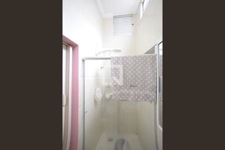 Casa à venda com 213m², 3 quartos e 2 vagasSuíte 2