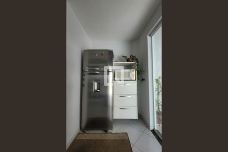 Casa à venda com 196m², 3 quartos e 4 vagas Casa à venda com 196m², 3 quartos e 4 vagasCozinha