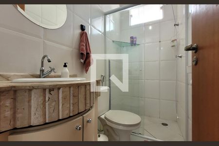 Casa à venda com 196m², 3 quartos e 4 vagas Casa à venda com 196m², 3 quartos e 4 vagasBanheiro