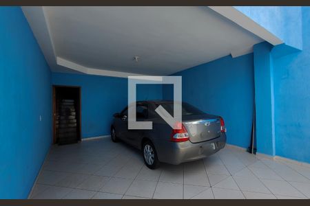 Casa à venda com 196m², 3 quartos e 4 vagas Casa à venda com 196m², 3 quartos e 4 vagasGaragem