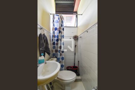 Casa à venda com 167m², 2 quartos e 1 vagaBanheiro de serviço