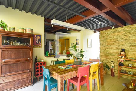 Sala de casa à venda com 2 quartos, 167m² em São Francisco, Niterói