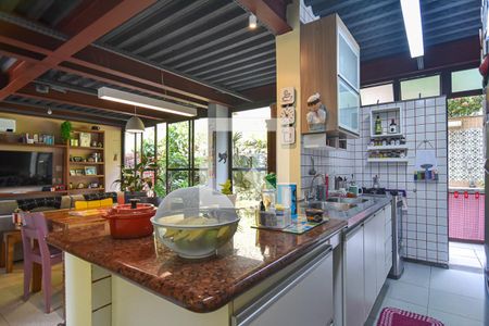 Casa à venda com 167m², 2 quartos e 1 vagaCozinha