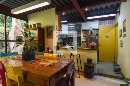 Casa à venda com 167m², 2 quartos e 1 vagaCozinha