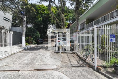 Casa à venda com 167m², 2 quartos e 1 vagaFachada