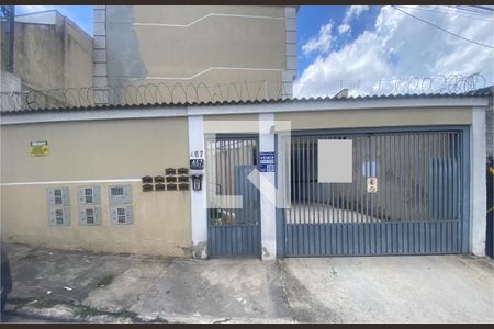 Casa de condomínio à venda com 91m², 2 quartos e 1 vagaFachada + placa 