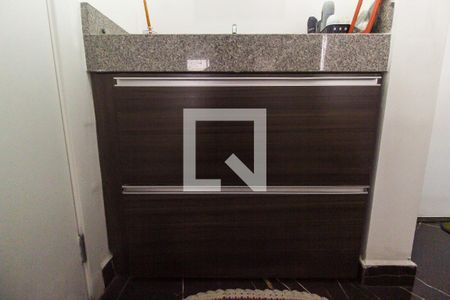 Apartamento à venda com 33m², 2 quartos e sem vaga Apartamento à venda com 33m², 2 quartos e sem vagaBanheiro