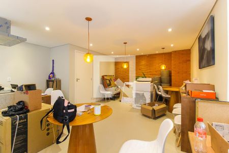 Apartamento à venda com 33m², 2 quartos e sem vaga Apartamento à venda com 33m², 2 quartos e sem vagaSalão de festas