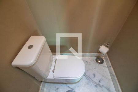 Apartamento à venda com 231m², 4 quartos e 5 vagasLavabo