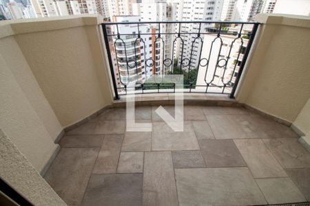 Apartamento à venda com 231m², 4 quartos e 5 vagasSuíte 2 - Varanda