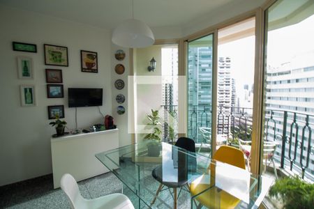 Apartamento à venda com 231m², 4 quartos e 5 vagasCopa / Sala de Almoço