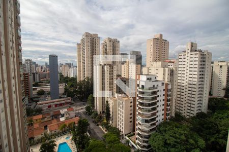 Apartamento à venda com 231m², 4 quartos e 5 vagasTerraço Da Sala - Vista