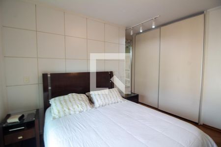 Apartamento à venda com 231m², 4 quartos e 5 vagasSuíte 2