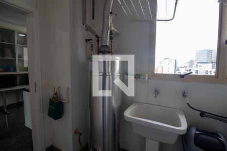 Apartamento à venda com 231m², 4 quartos e 5 vagasÁrea de Serviço